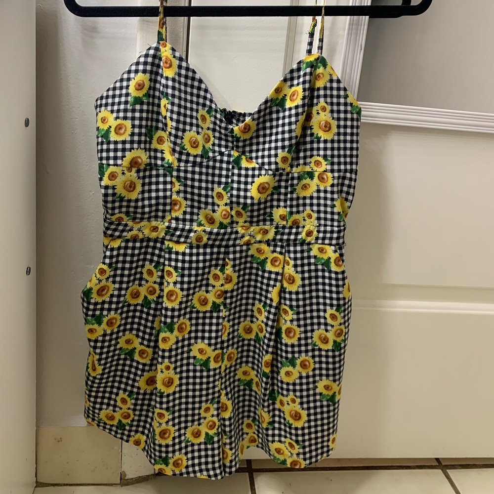 Forever 21 Sunflower Gingham Romper